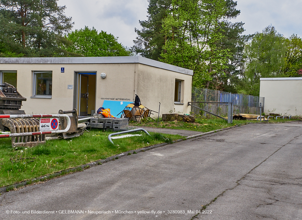 04.05.2022 - Baustelle am Haus für Kinder in Neuperlach